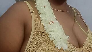Tamil hawt housewife cheating fucking